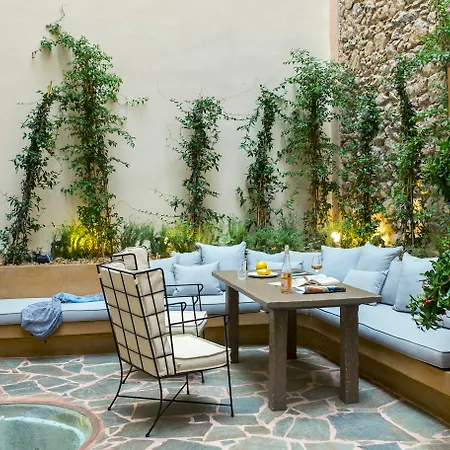 A77 Suites, Small Luxury Of The World Отель 3*