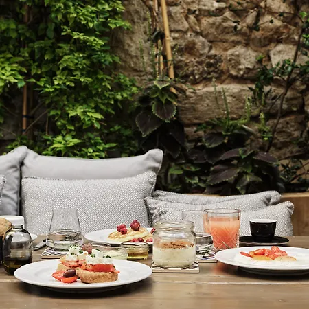 A77 Suites, Small Luxury Of The World Atina